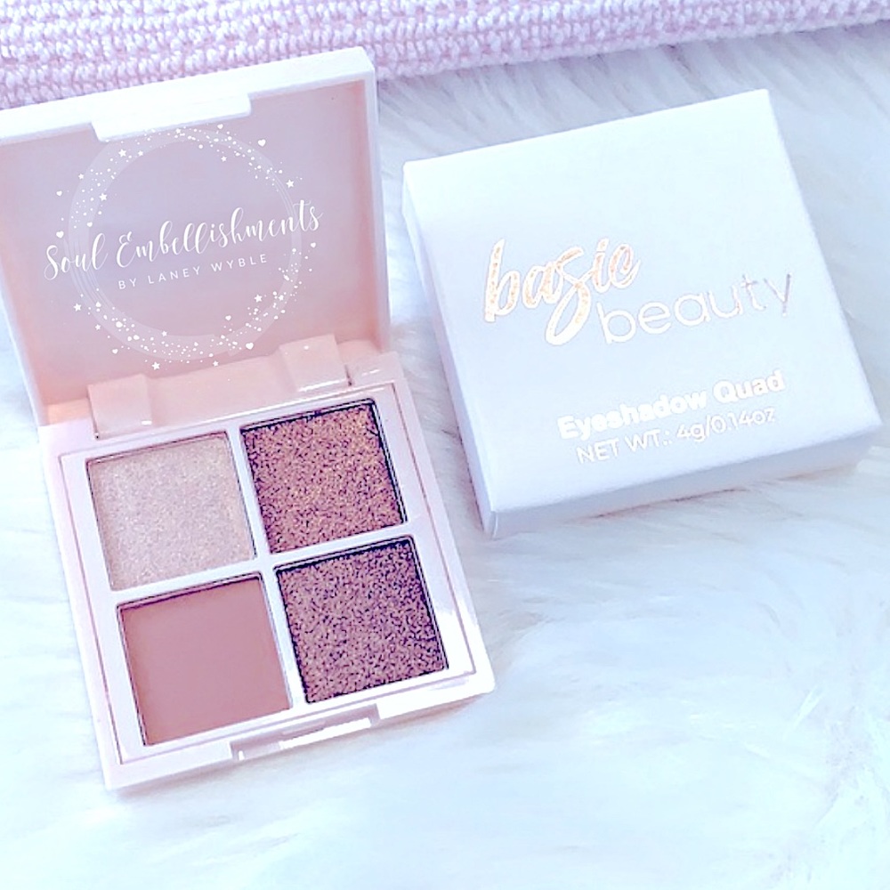 New—Beautiful »BESIE BEAUTY«Eyeshadow Quad;“Hot Coco Bomb” Golden, Bronze & Pink